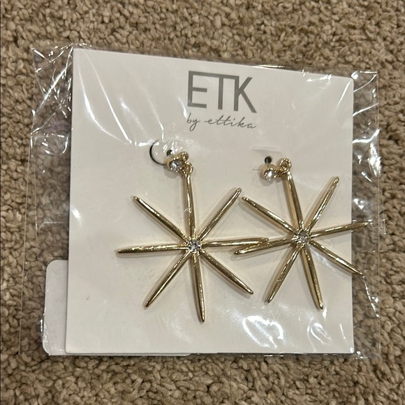 ETK by Ettika Gold Starburst Earrings - Picture 1 of 2